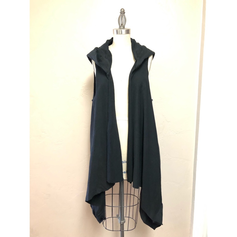 Zara Man Edgy Draped Sleeveless Cardigan